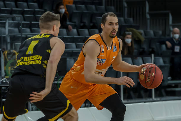 明了西甲格 明了西甲格