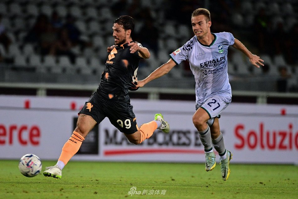 士追逐胜利 士追逐胜利