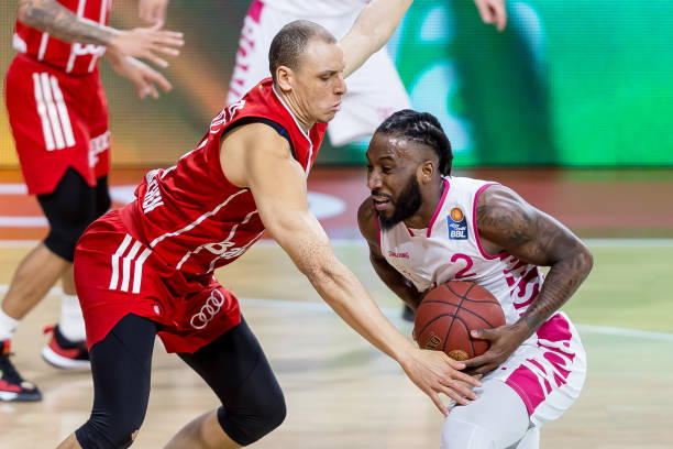 辽宁队一直 辽宁队一直