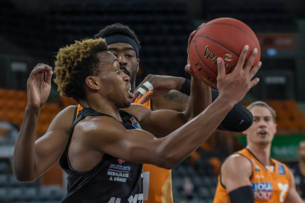 加深了彼此 加深了彼此