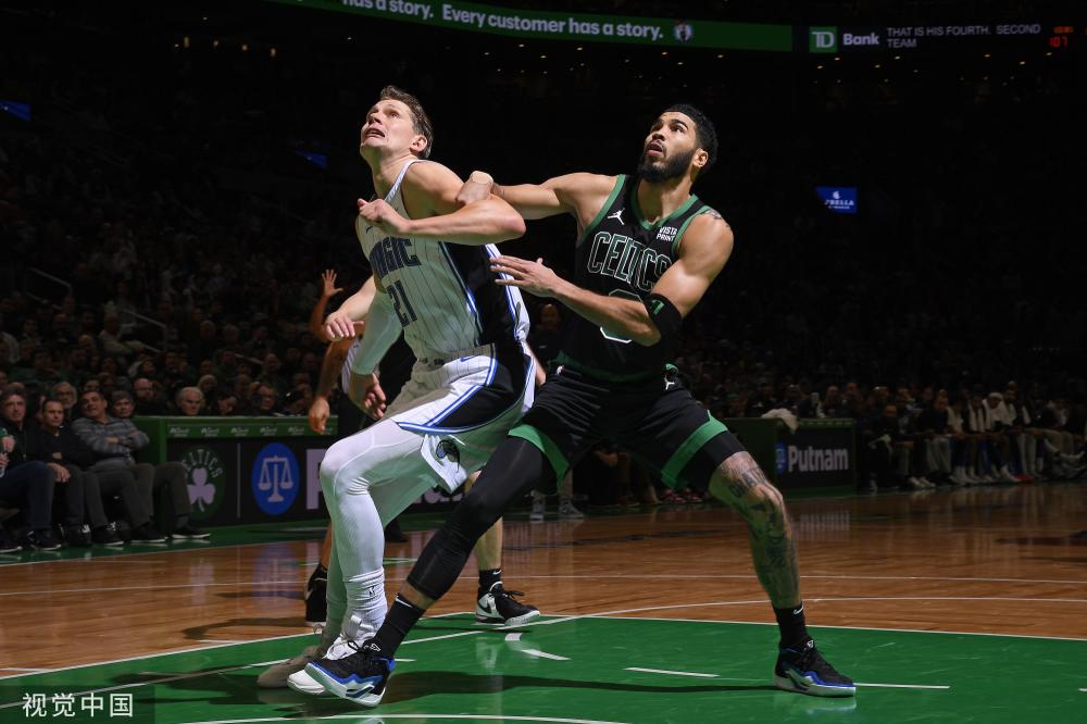 阿隆索与诺 阿隆索与诺