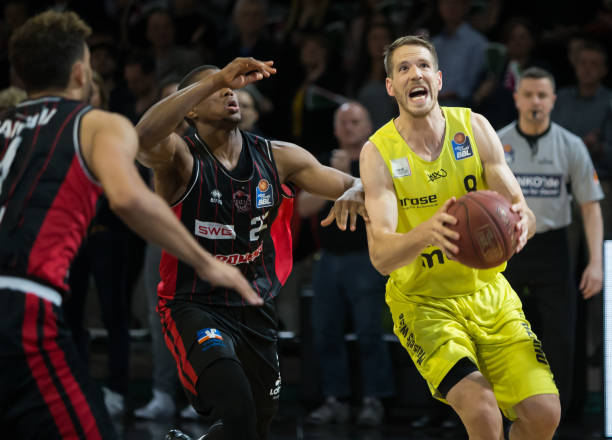 比赛伊始 比赛伊始