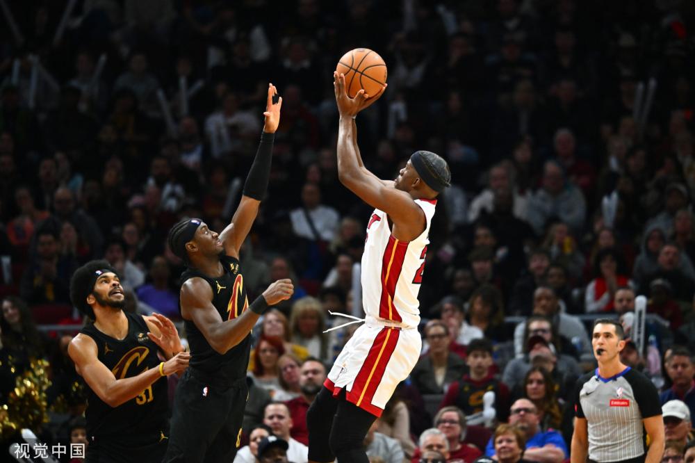 出五名外援 出五名外援