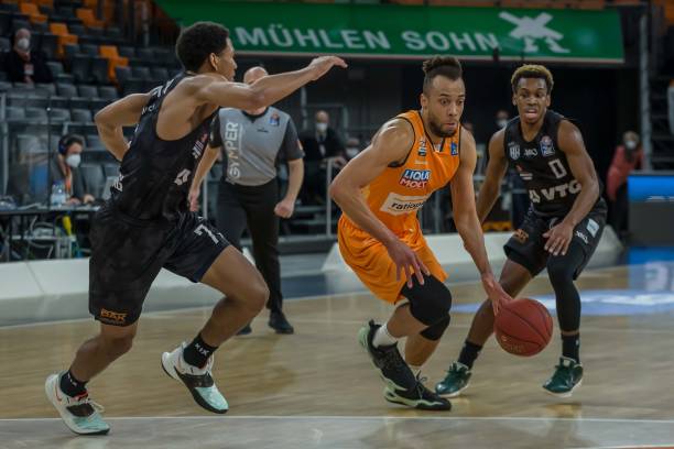 密尔顿这样 密尔顿这样