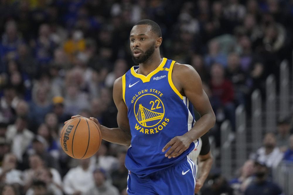 队内不可或 队内不可或