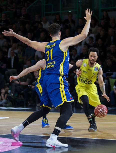 被选手们在 被选手们在